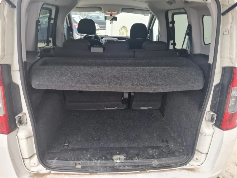 Fiat Qubo 1.3jtd---TREKKING, снимка 9 - Автомобили и джипове - 47840039