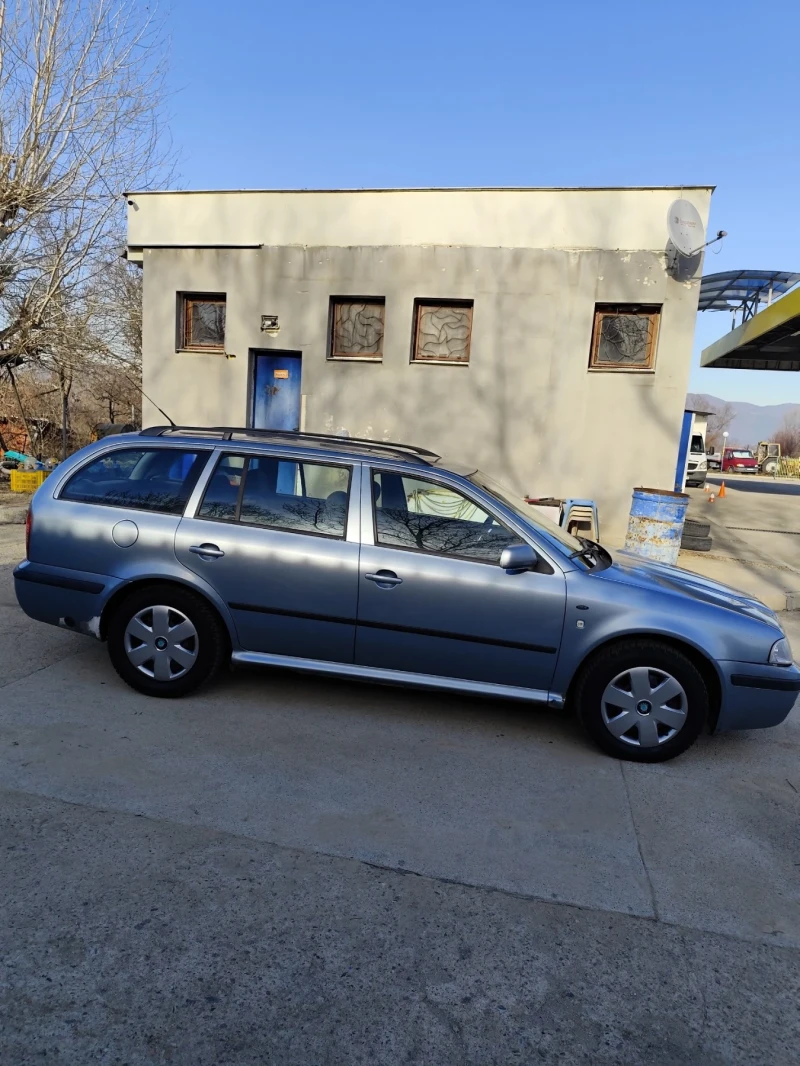 Skoda Octavia, снимка 3 - Автомобили и джипове - 48675701