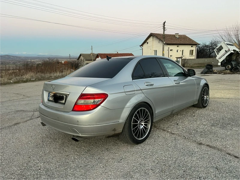 Mercedes-Benz C 320 Панорама/ спорт режим, снимка 4 - Автомобили и джипове - 48826168