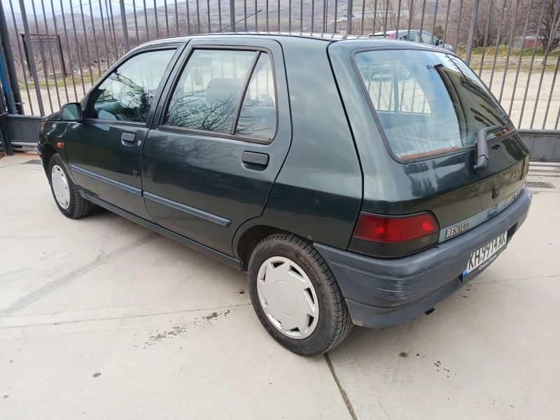 Renault Clio 1.2, снимка 4 - Автомобили и джипове - 49242529