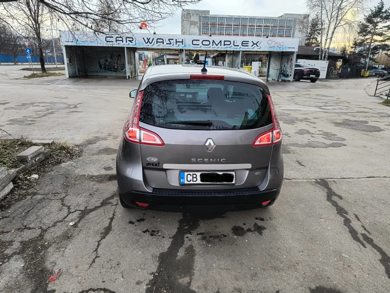 Renault Scenic, снимка 4 - Автомобили и джипове - 49444356