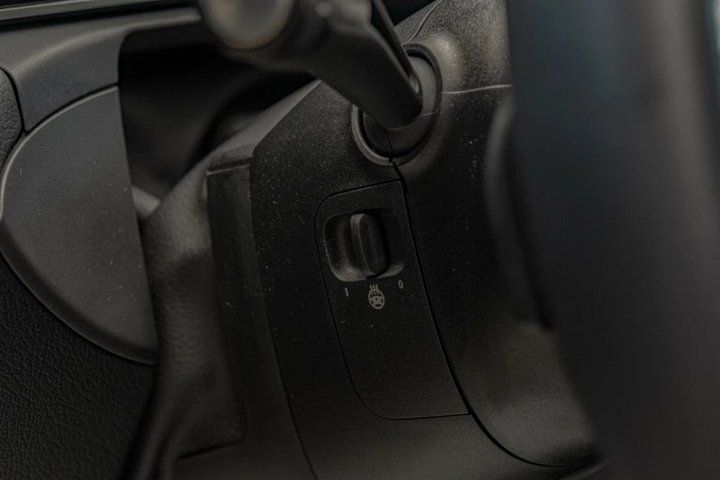 Mercedes-Benz C 300 d/Business/Панорама/Night Paket/Камера/Dynamic Sel, снимка 12 - Автомобили и джипове - 51085223