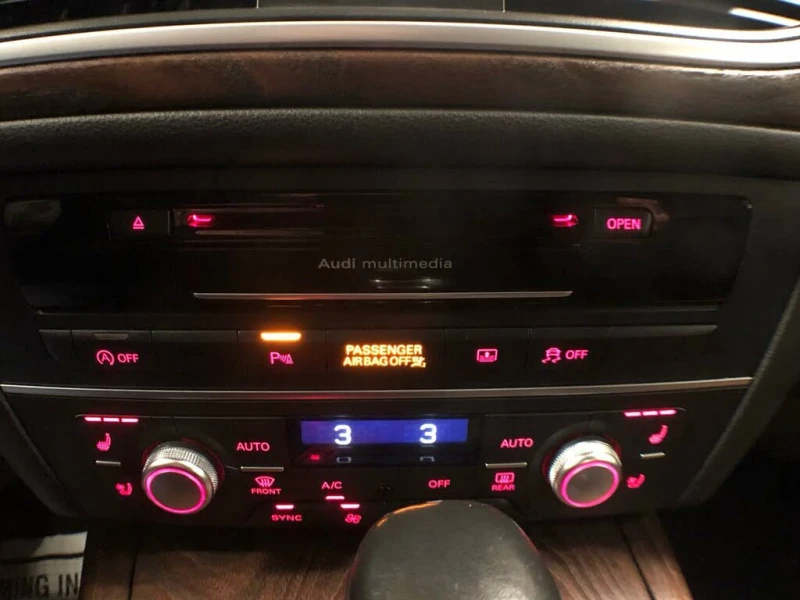 Audi A6 TECHNIK* FACELIFT* MATRIX* BOSE* ЩОРИ* ОБДУХ* KEYL, снимка 9 - Автомобили и джипове - 52576915