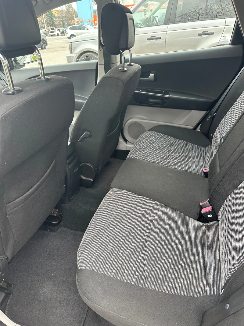 Kia Ceed, снимка 9 - Автомобили и джипове - 52772311