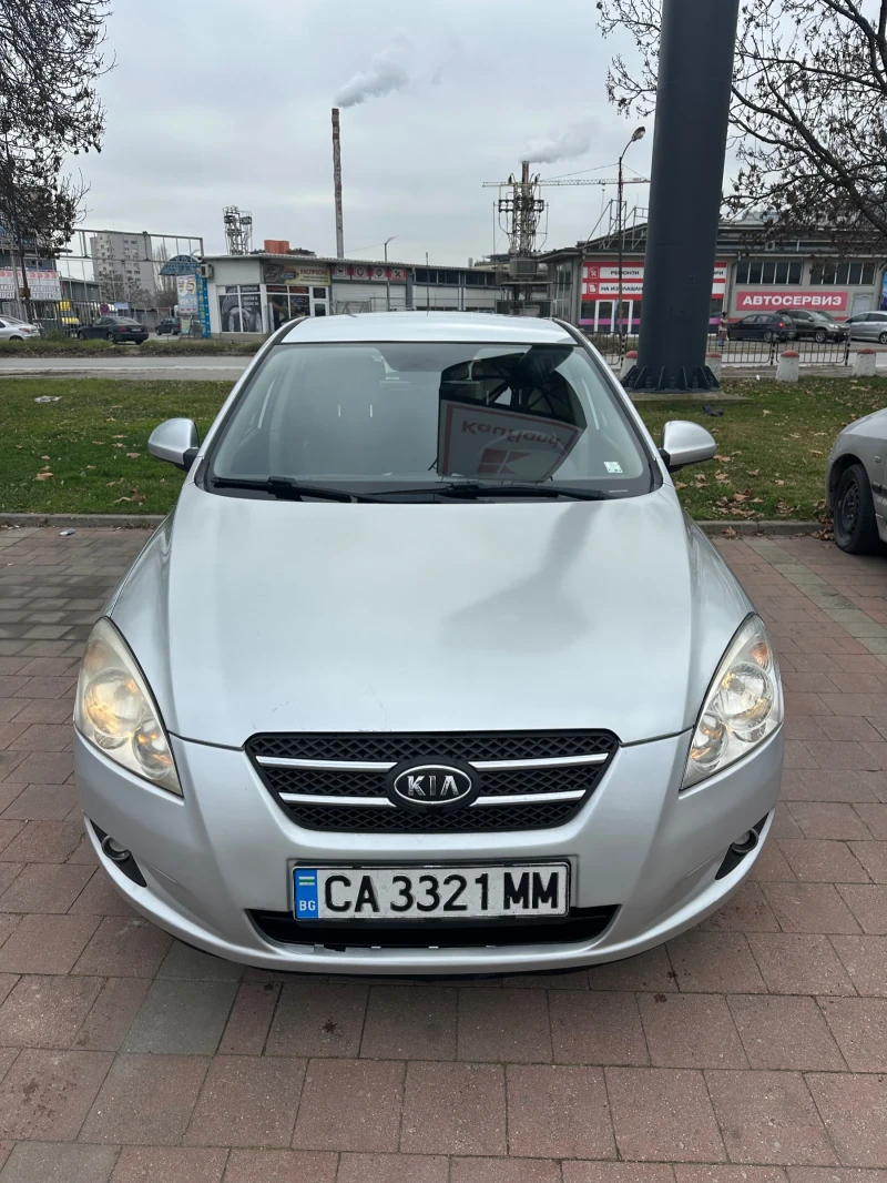 Kia Ceed, снимка 2 - Автомобили и джипове - 52772311