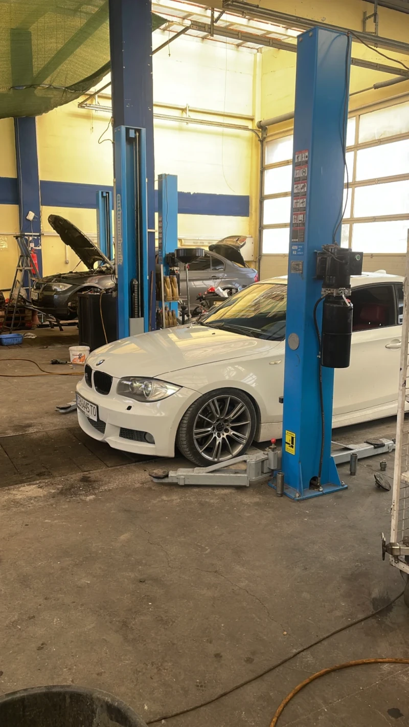 BMW 123 123d coupe, снимка 6 - Автомобили и джипове - 53326147