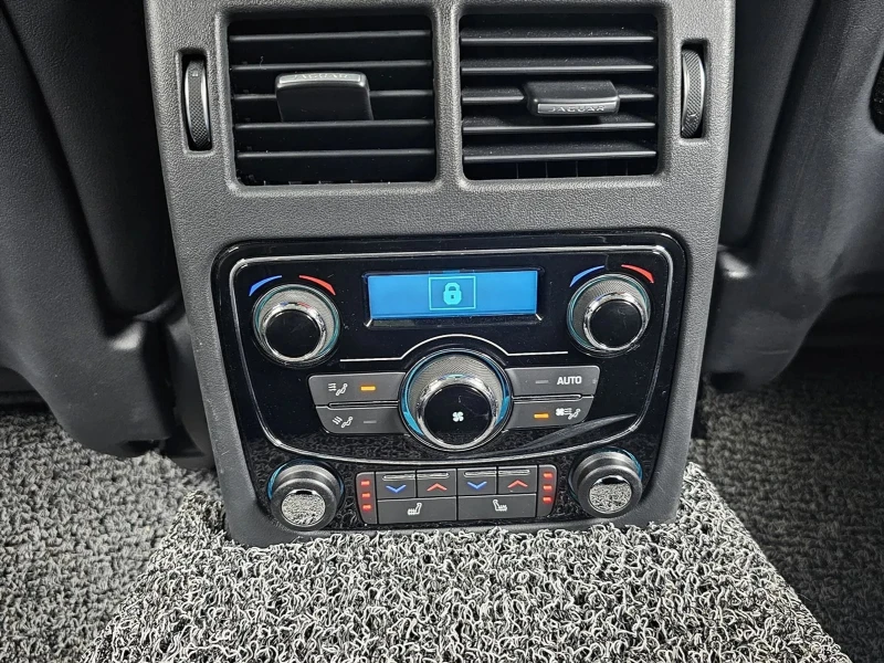 Jaguar Xf Xf (X260) 25T Portfolio , снимка 15 - Автомобили и джипове - 53326916