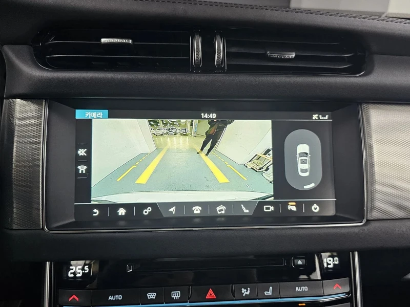 Jaguar Xf Xf (X260) 25T Portfolio , снимка 14 - Автомобили и джипове - 53326916