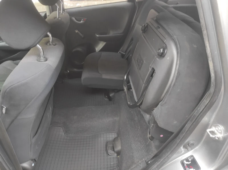 Honda Jazz 1.4 Швейцария!, снимка 8 - Автомобили и джипове - 53361127