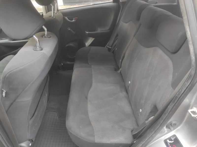 Honda Jazz 1.4 Швейцария!, снимка 9 - Автомобили и джипове - 53361127