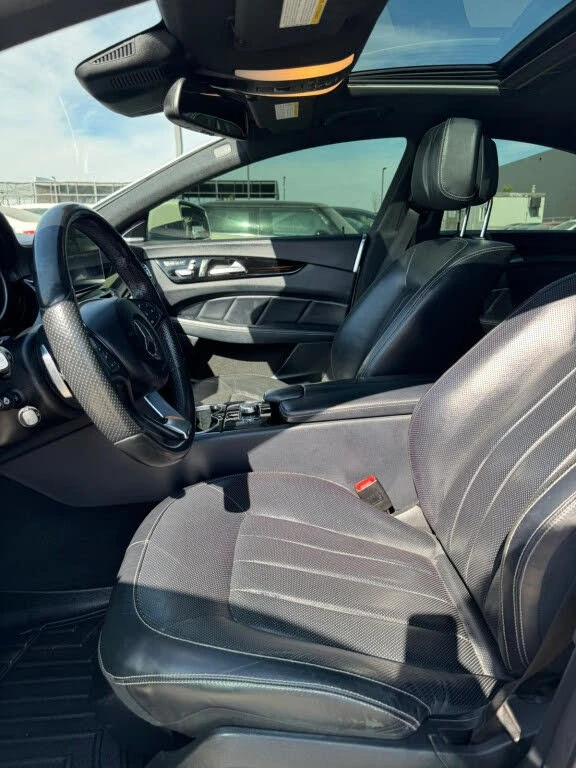 Mercedes-Benz CLS 550 4MATIC* AвтоКредит * (ЦЕНА ДО БГ), снимка 7 - Автомобили и джипове - 54021360