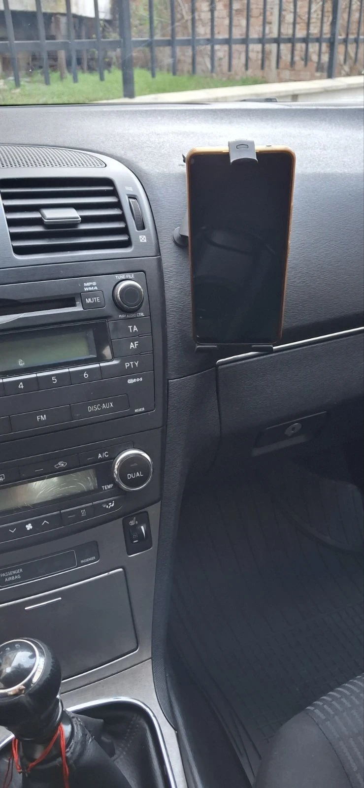 Toyota Avensis, снимка 9 - Автомобили и джипове - 54226412