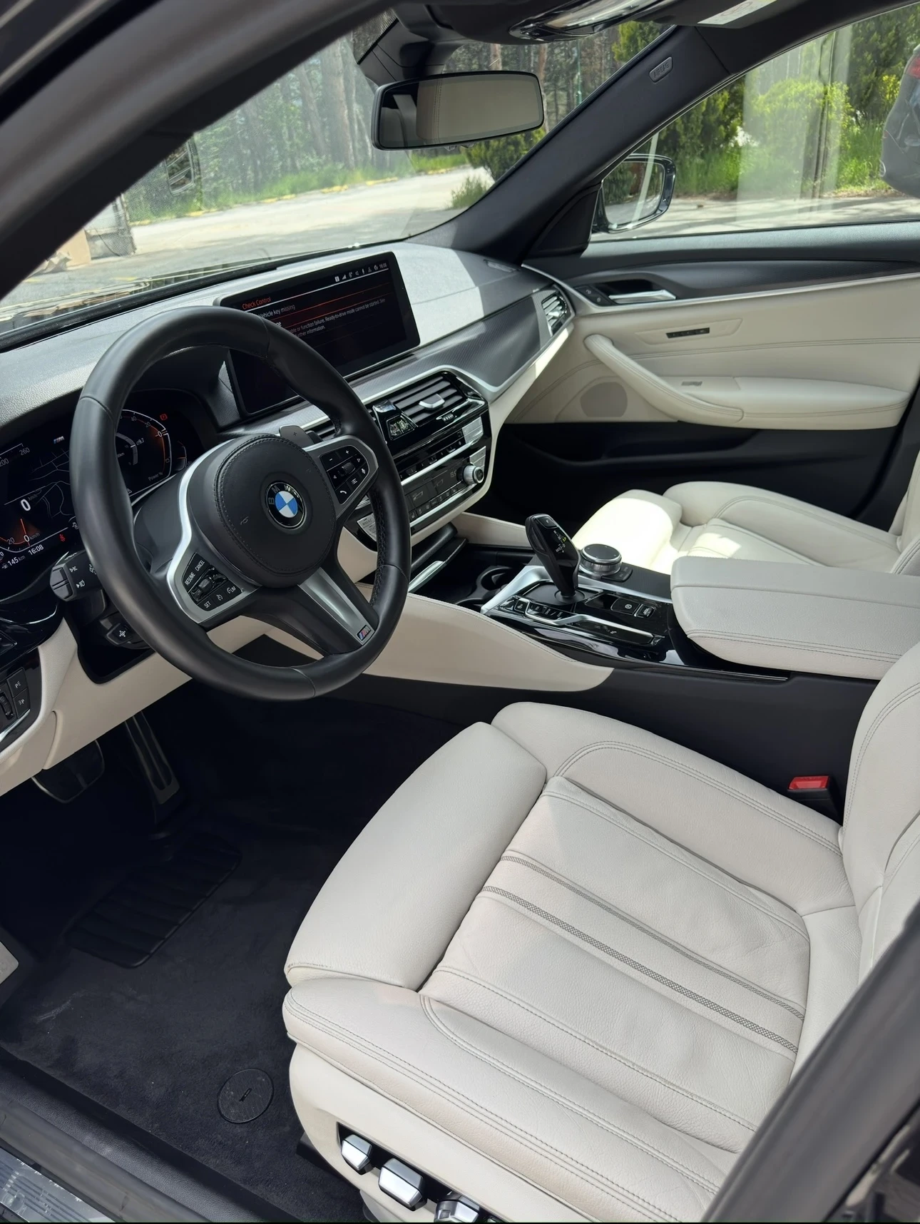 BMW 520 Facelift xDrive M Paket Mild Hybrid - изображение 6