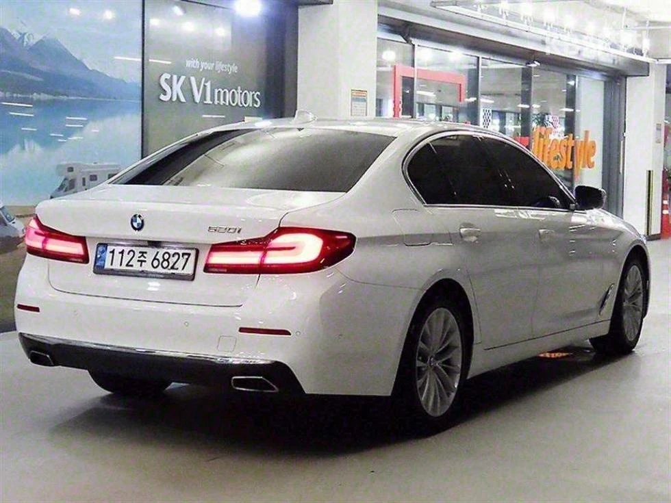 BMW 520 520i - изображение 4
