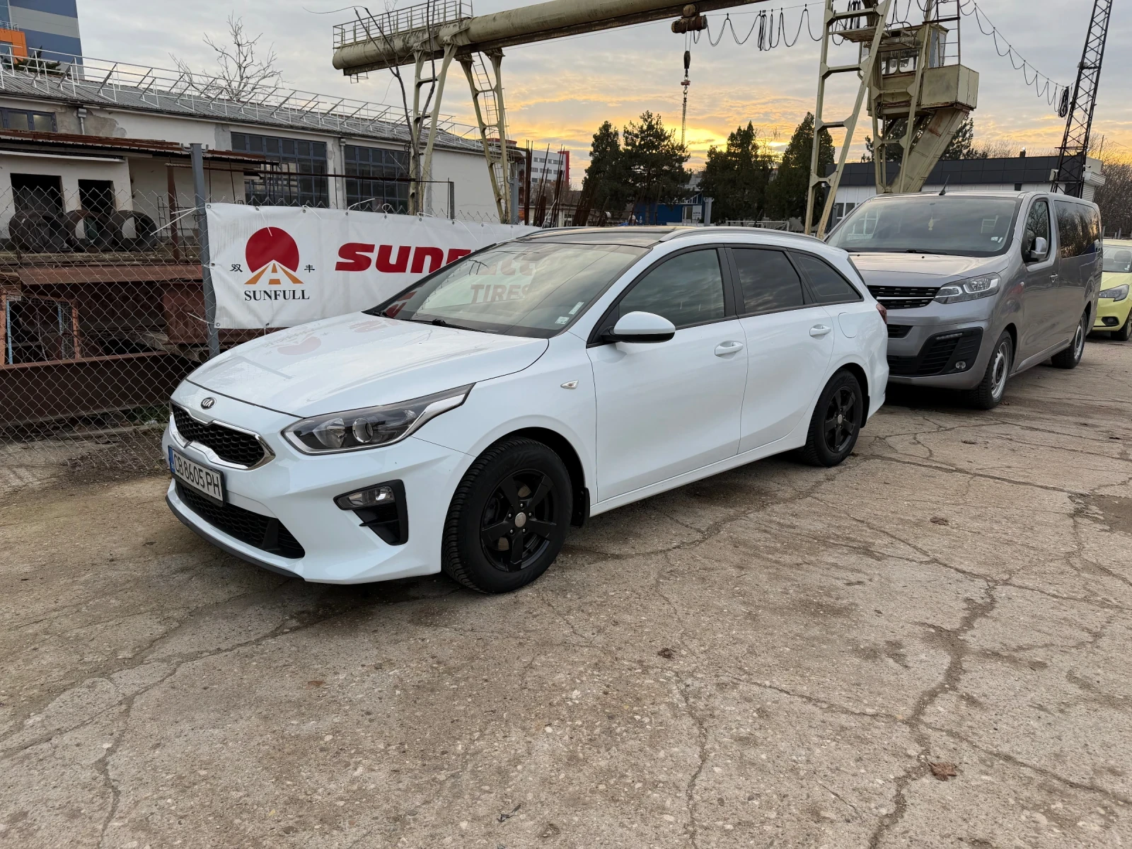 Kia Ceed 1.6 CRDI | Mobile.bg � ����������� 1