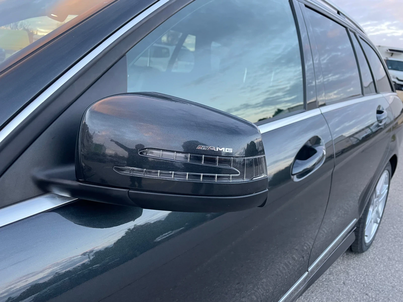 Mercedes-Benz C 250 ///AMG Line///DISTRONIC///biXENON///Harman-Kardon | Mobile.bg   5