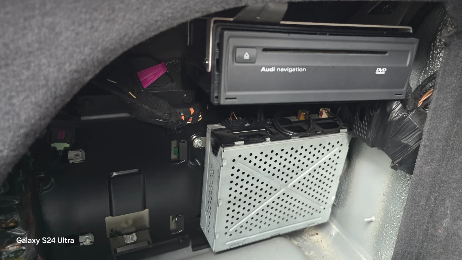 Audi A8 3.7i Quattro Automat | Mobile.bg � ����������� 11