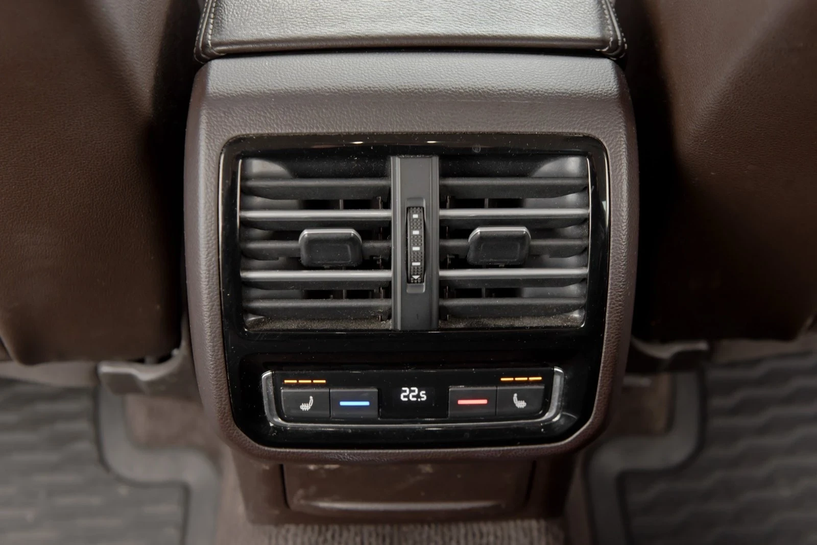 VW Passat 4 MOTION High Line 190 k. | Mobile.bg � ����������� 10