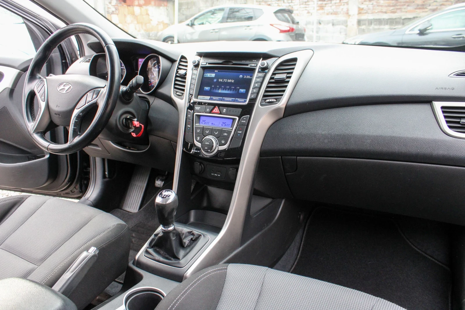 Hyundai I30 1.6CRDI NAVI / CAMERA | Mobile.bg � ����������� 12