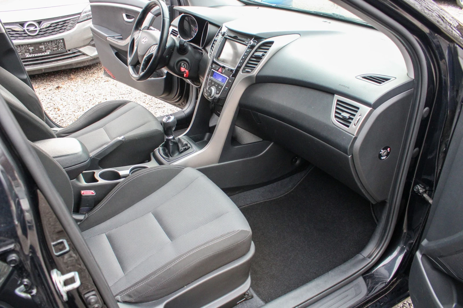 Hyundai I30 1.6CRDI NAVI / CAMERA | Mobile.bg � ����������� 13