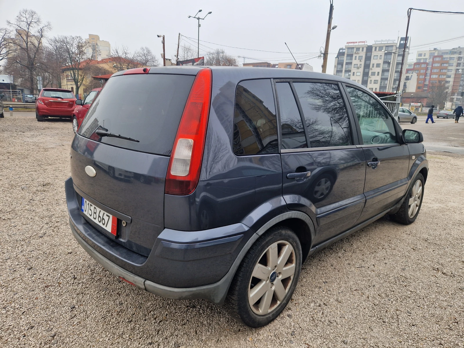 Ford Fusion 1.4i/газов инжекцион - изображение 4