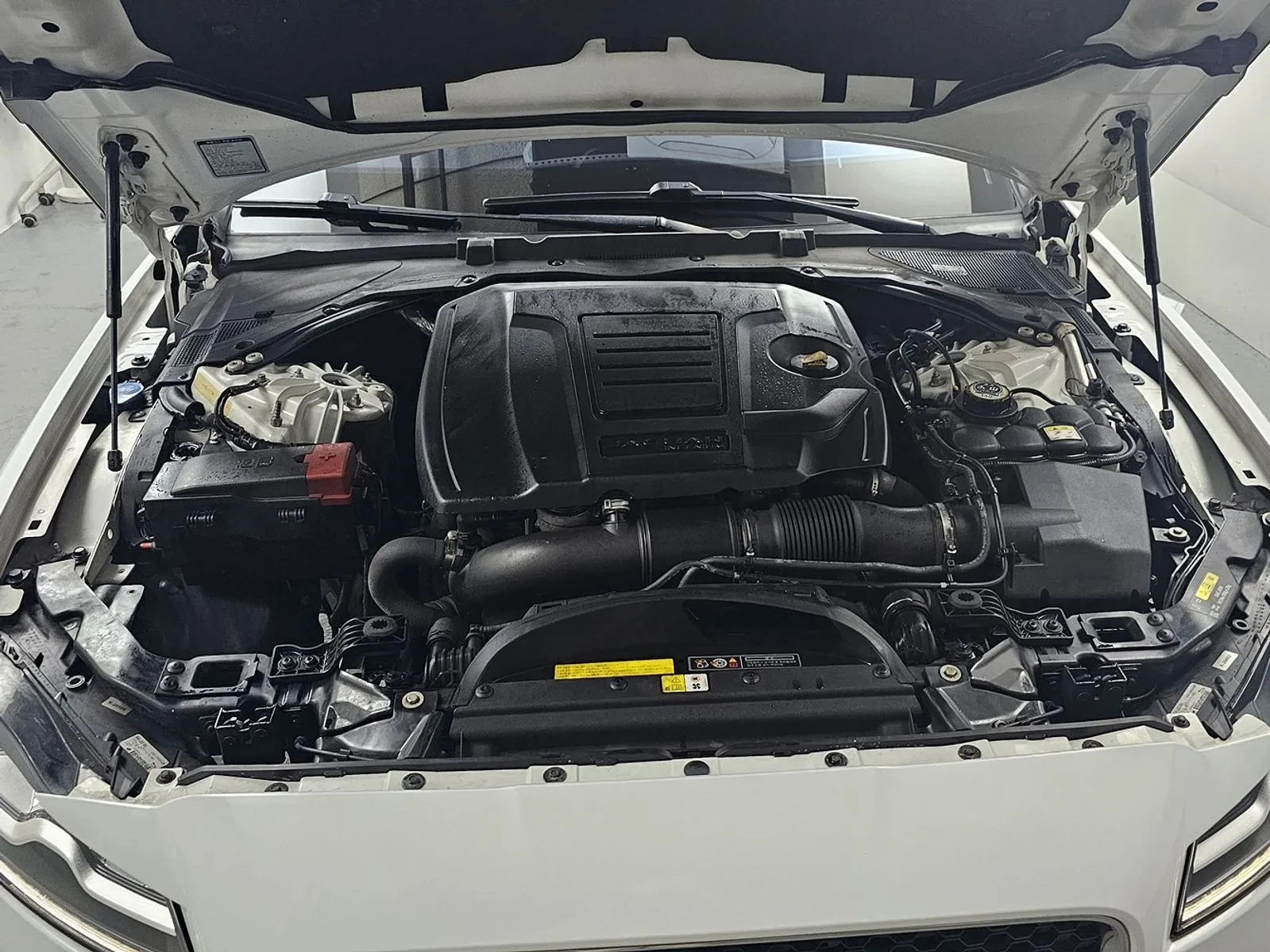 Jaguar Xf Xf (X260) 25T Portfolio  - изображение 5