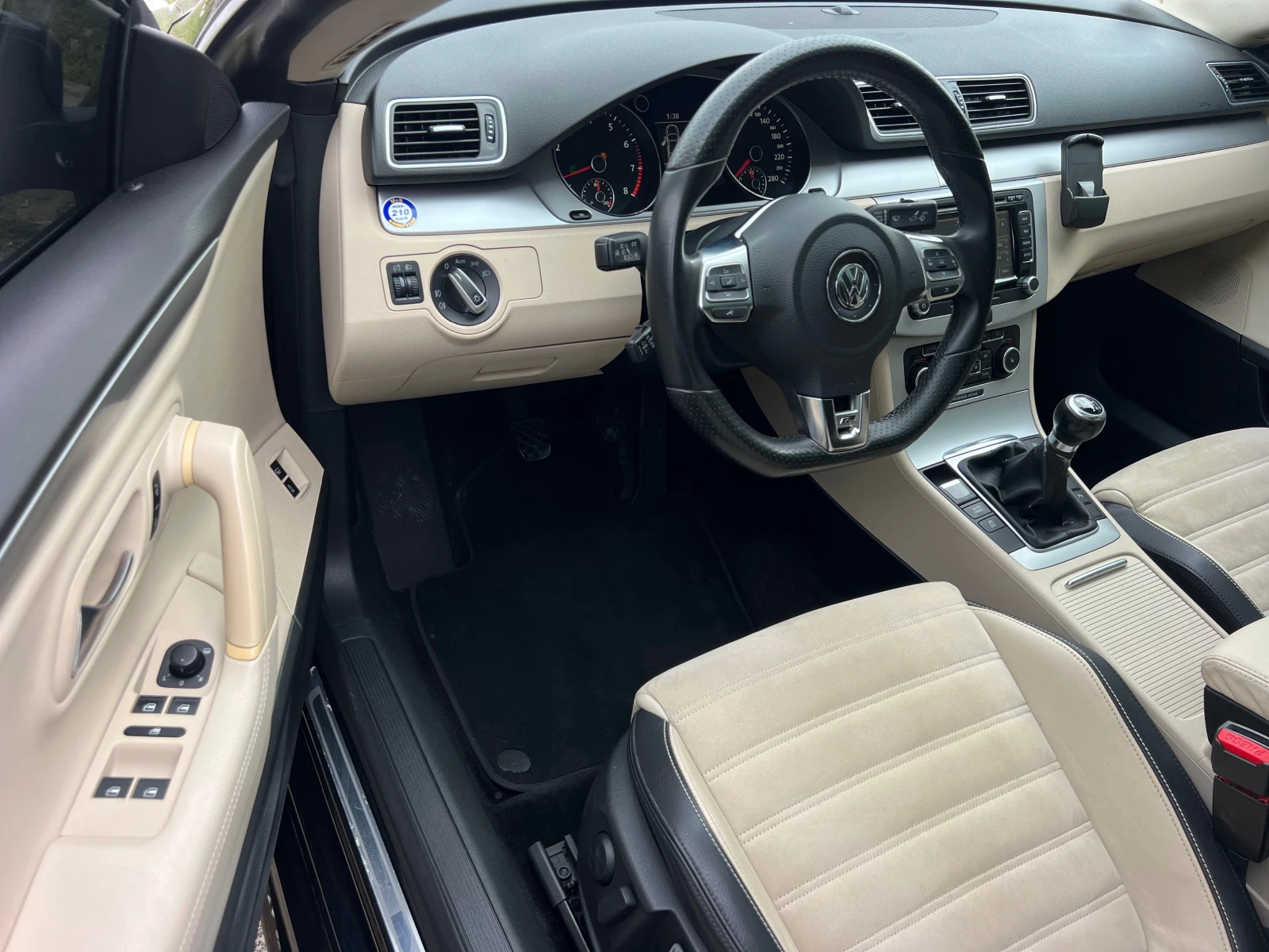 VW Passat CC 1.8T R-LINE/PANORAMA/NAVI/PODGREV/KOJA/UNIKAT - изображение 9