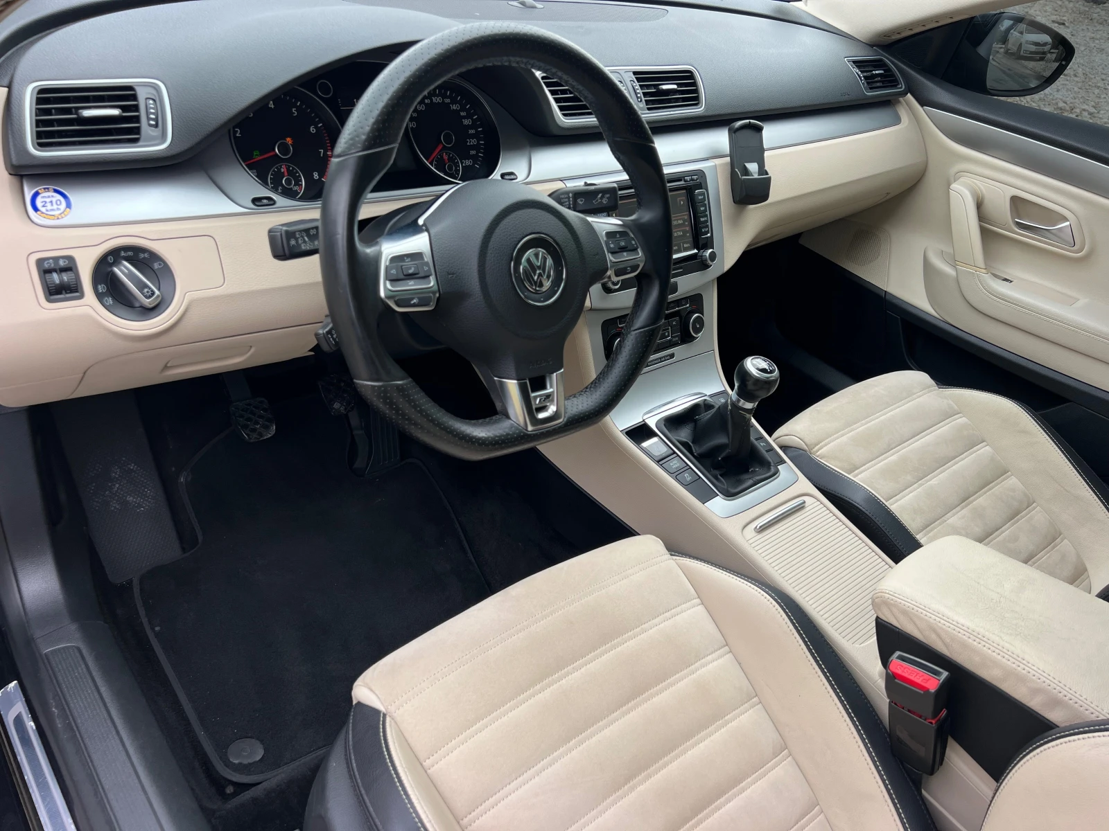 VW Passat CC 1.8T R-LINE/PANORAMA/NAVI/PODGREV/KOJA/UNIKAT - изображение 10