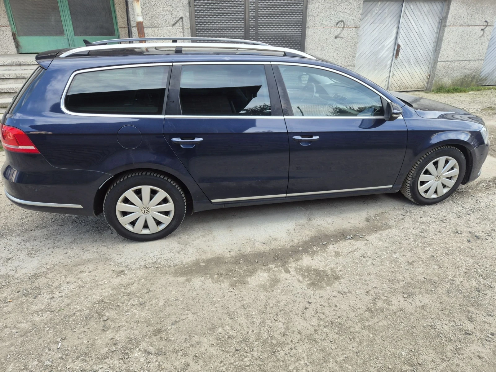 VW Passat B7 2.0 , снимка 6 - Автомобили и джипове - 53770999