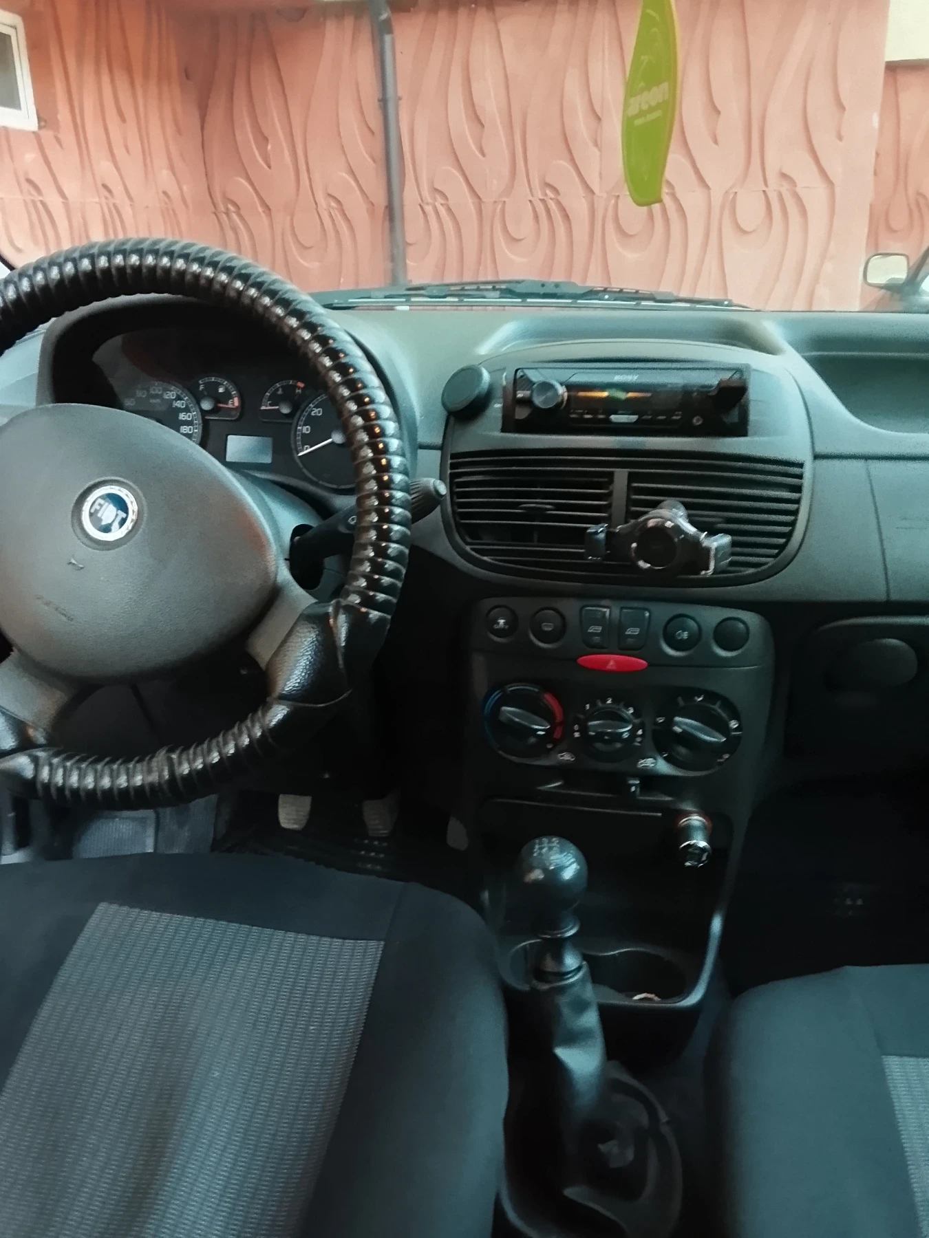 Fiat Punto, снимка 4 - Автомобили и джипове - 53821360