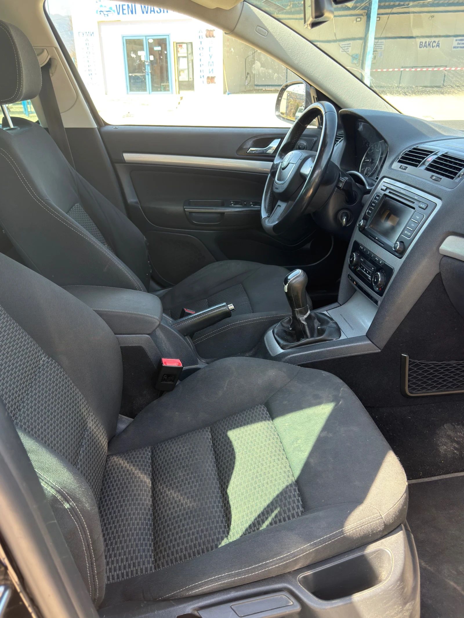 Skoda Octavia 2.0tdi 140 CFH, снимка 9 - Автомобили и джипове - 53826900