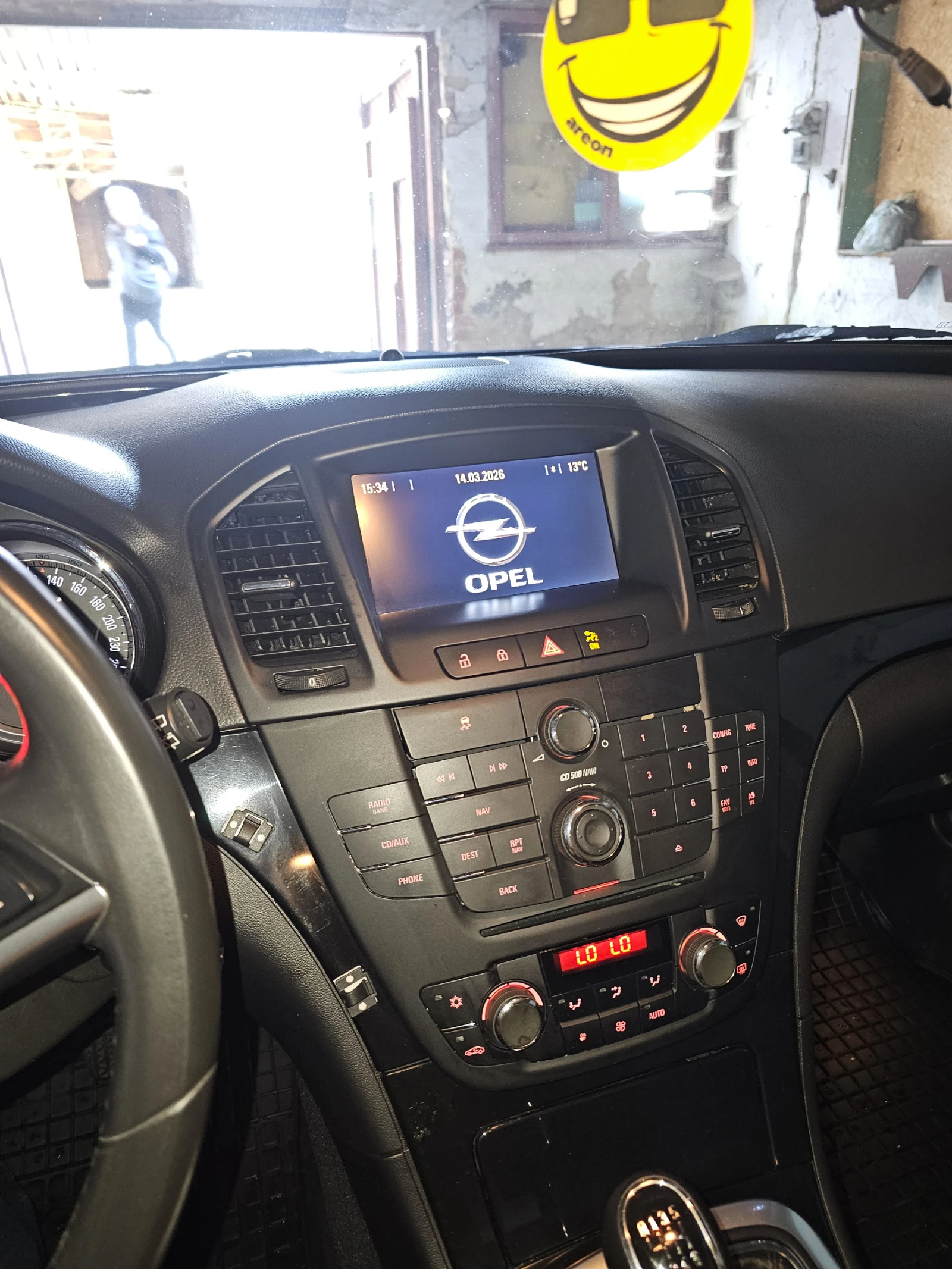 Opel Insignia, снимка 7 - Автомобили и джипове - 53877881