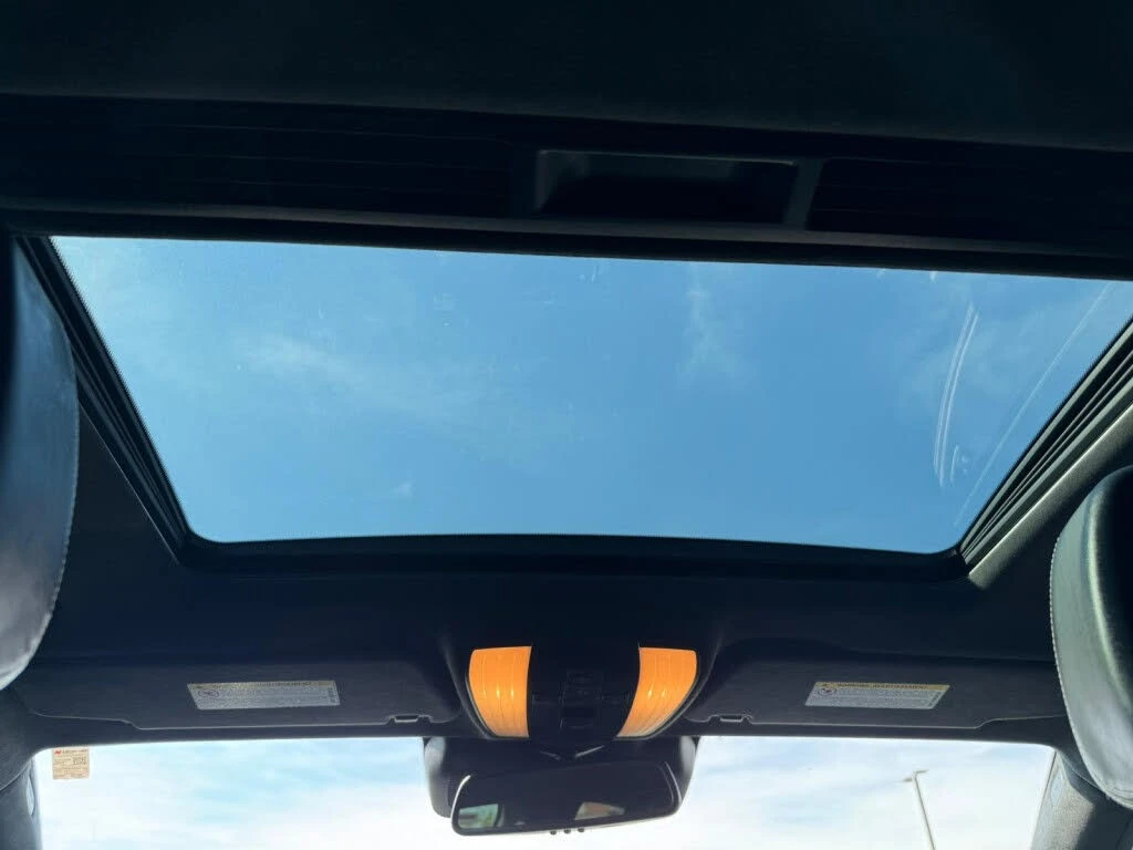 Mercedes-Benz CLS 550 4MATIC* AвтоКредит * (ЦЕНА ДО БГ), снимка 14 - Автомобили и джипове - 54021360