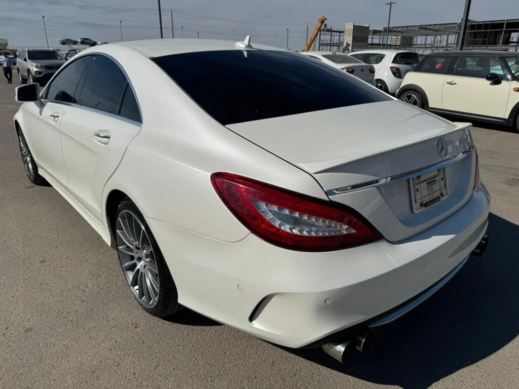 Mercedes-Benz CLS 550 4MATIC* AвтоКредит * (ЦЕНА ДО БГ), снимка 6 - Автомобили и джипове - 54021360