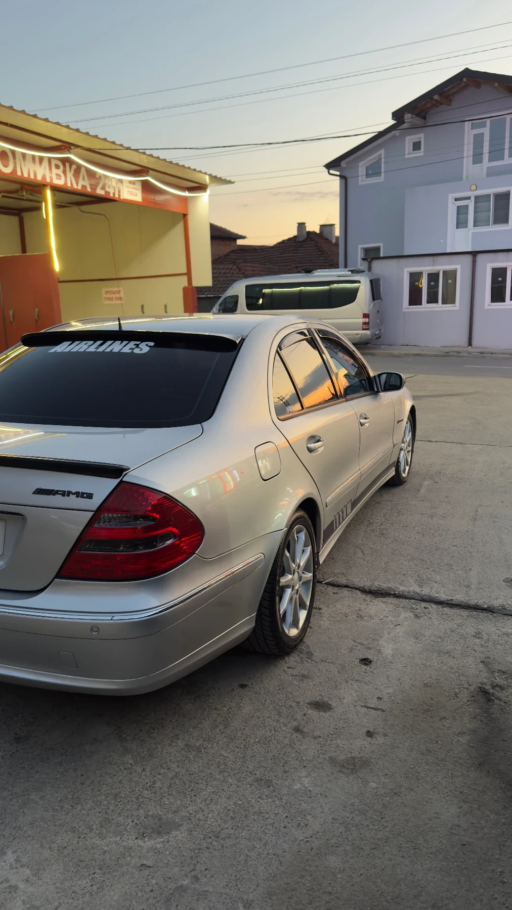 Mercedes-Benz E 270, снимка 6 - Автомобили и джипове - 54174268