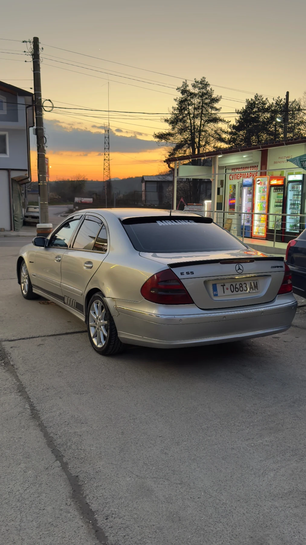 Mercedes-Benz E 270, снимка 7 - Автомобили и джипове - 54174268