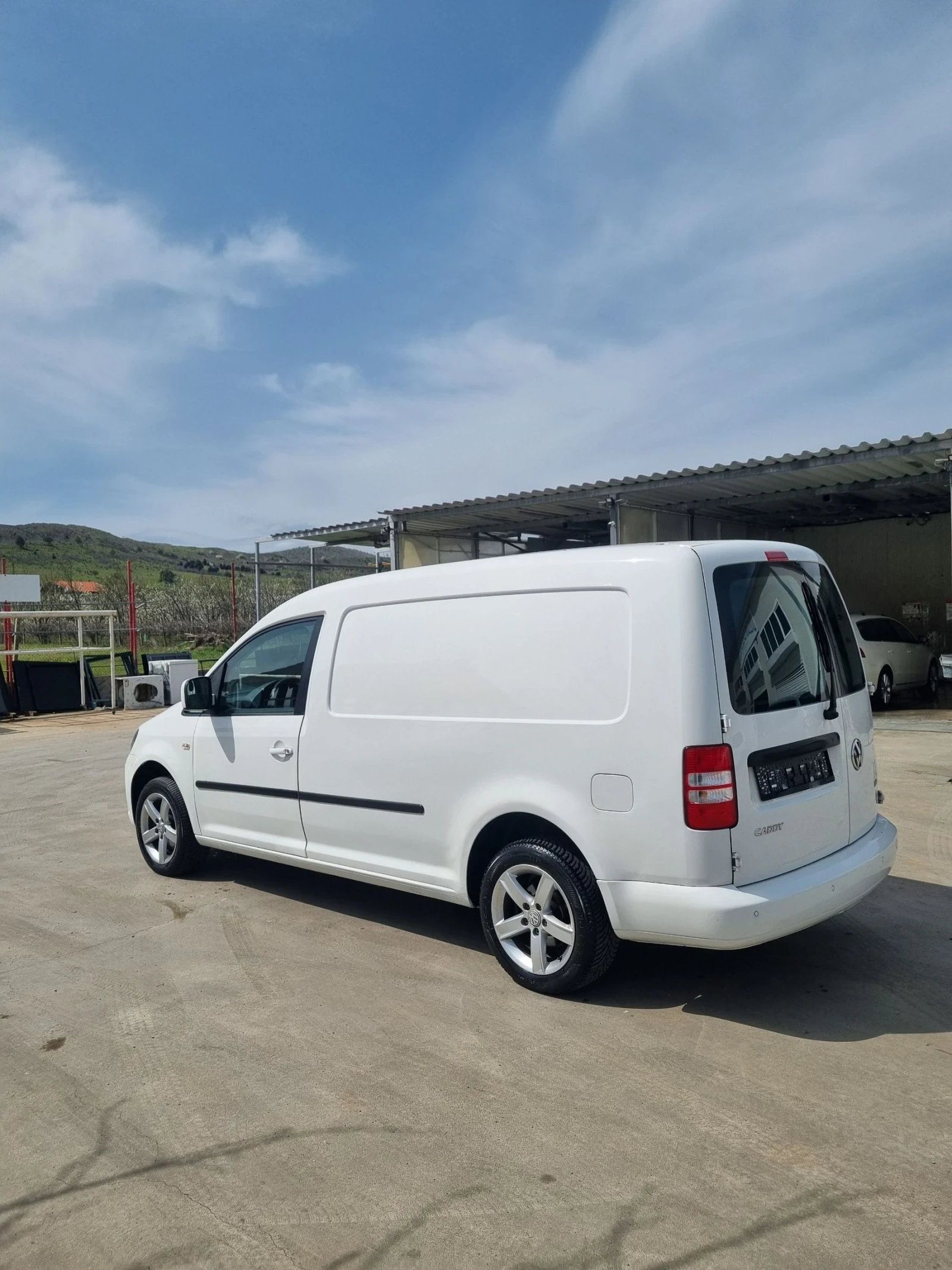 VW Caddy 1.6tdi 102коня caddy maxi 191000км!!, снимка 5 - Автомобили и джипове - 54195354