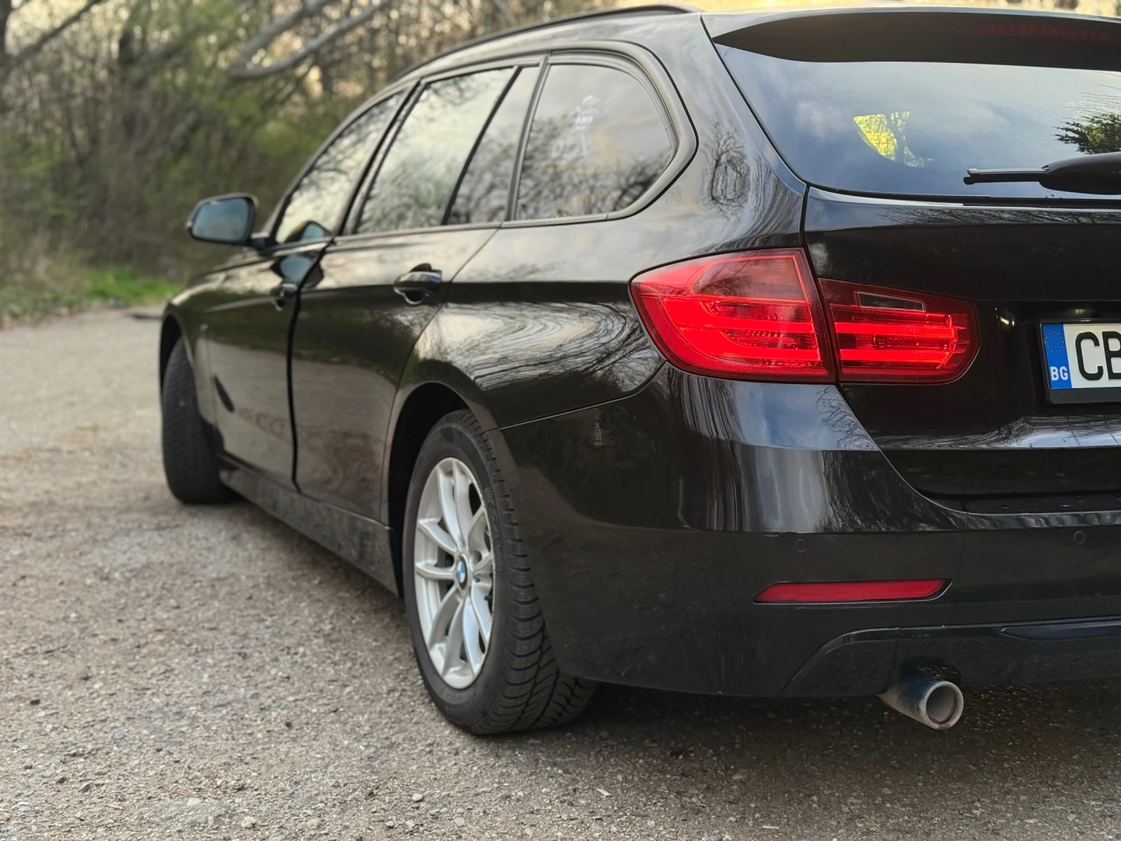 BMW 318 F16, снимка 2 - Автомобили и джипове - 54265110