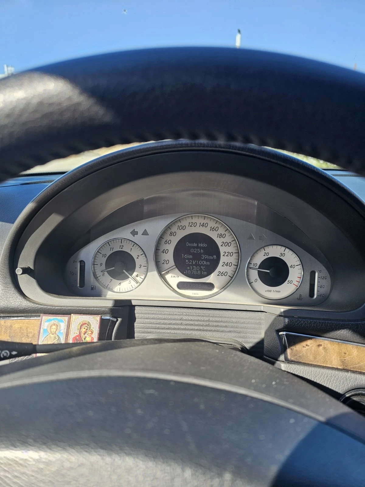 Mercedes-Benz E 270, снимка 5 - Автомобили и джипове - 54330915