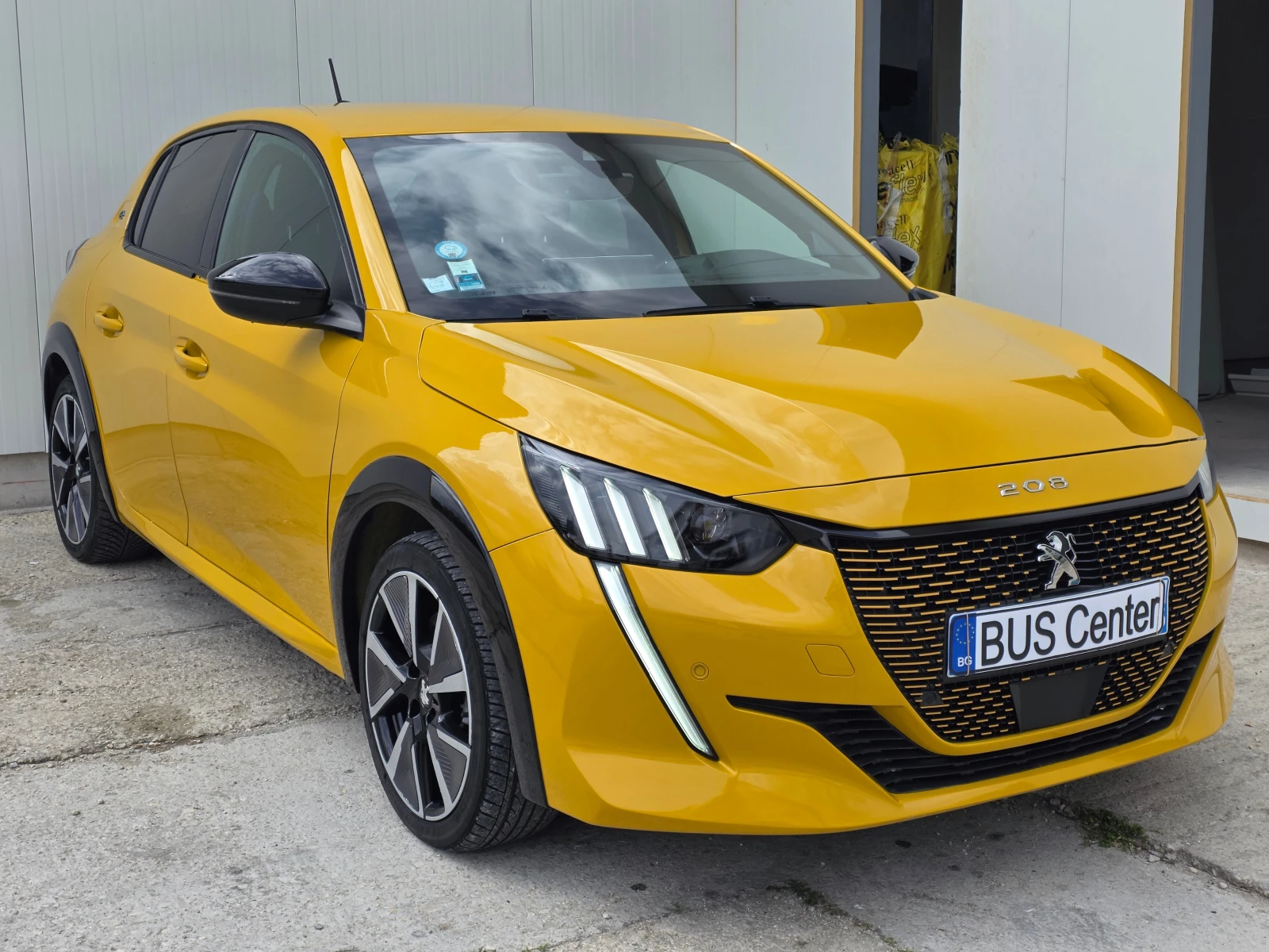 Peugeot 208 GT 50KW ELECTRIC 136, снимка 5 - Автомобили и джипове - 54563035