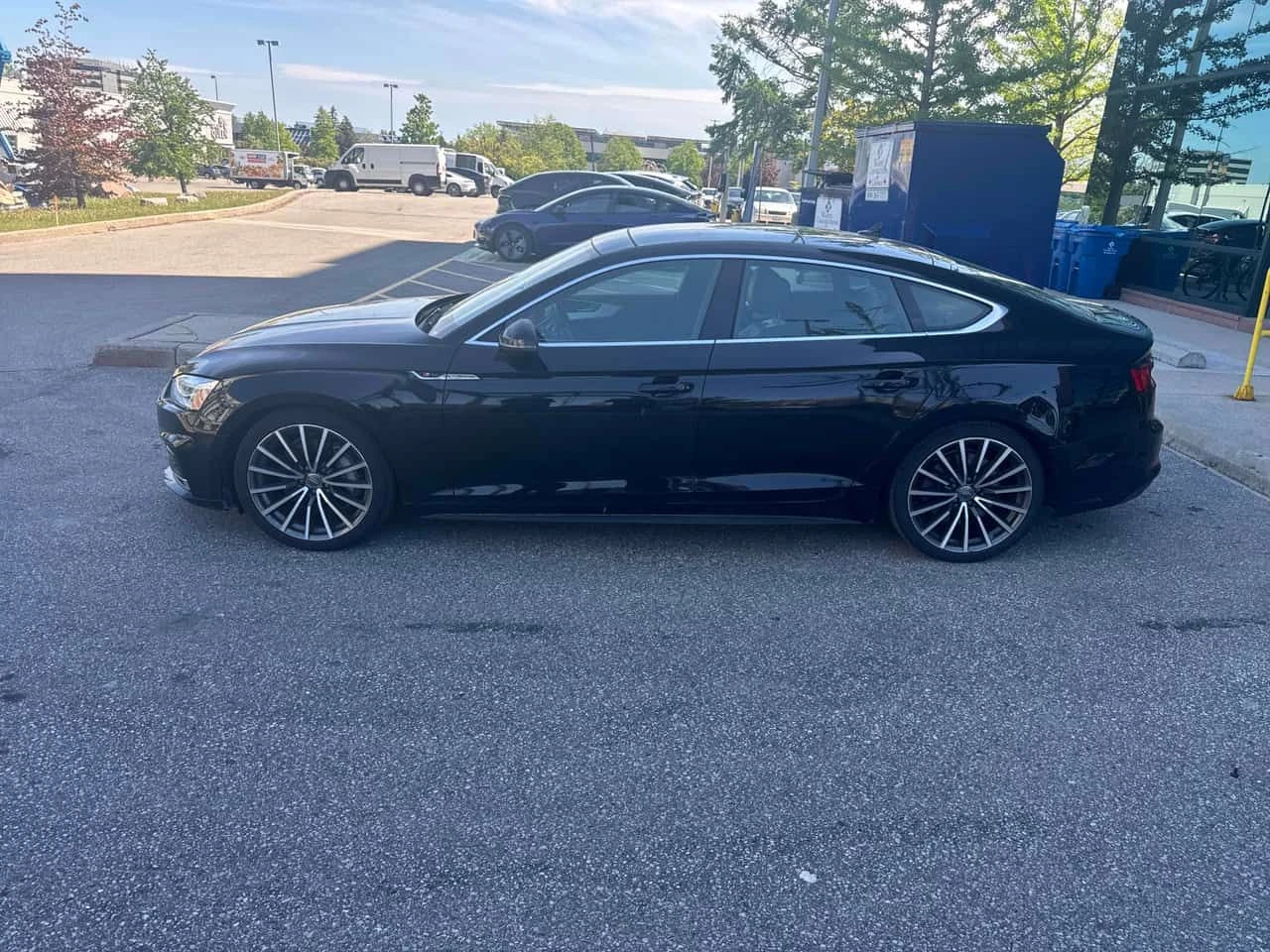 Audi A5 Progressiv| ШИБИДАХ| ПАМЕТ| ПОДГРЕВИ| 2 КЛЮЧА, снимка 2 - Автомобили и джипове - 54694165