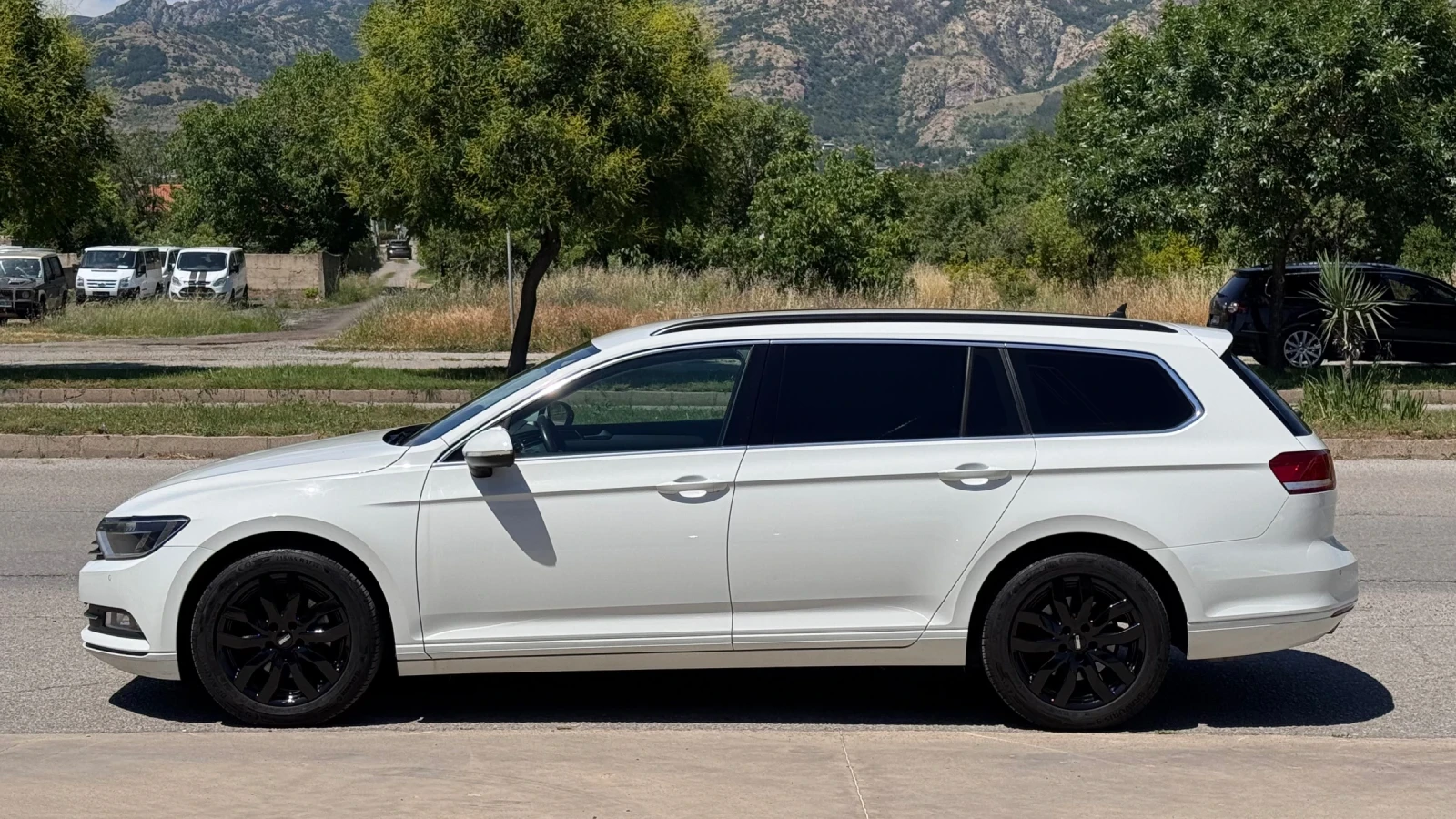 VW Passat 2.0TDI 4Motion 190кс * DSG* Вентилация* Масаж* Тег, снимка 2 - Автомобили и джипове - 54711897
