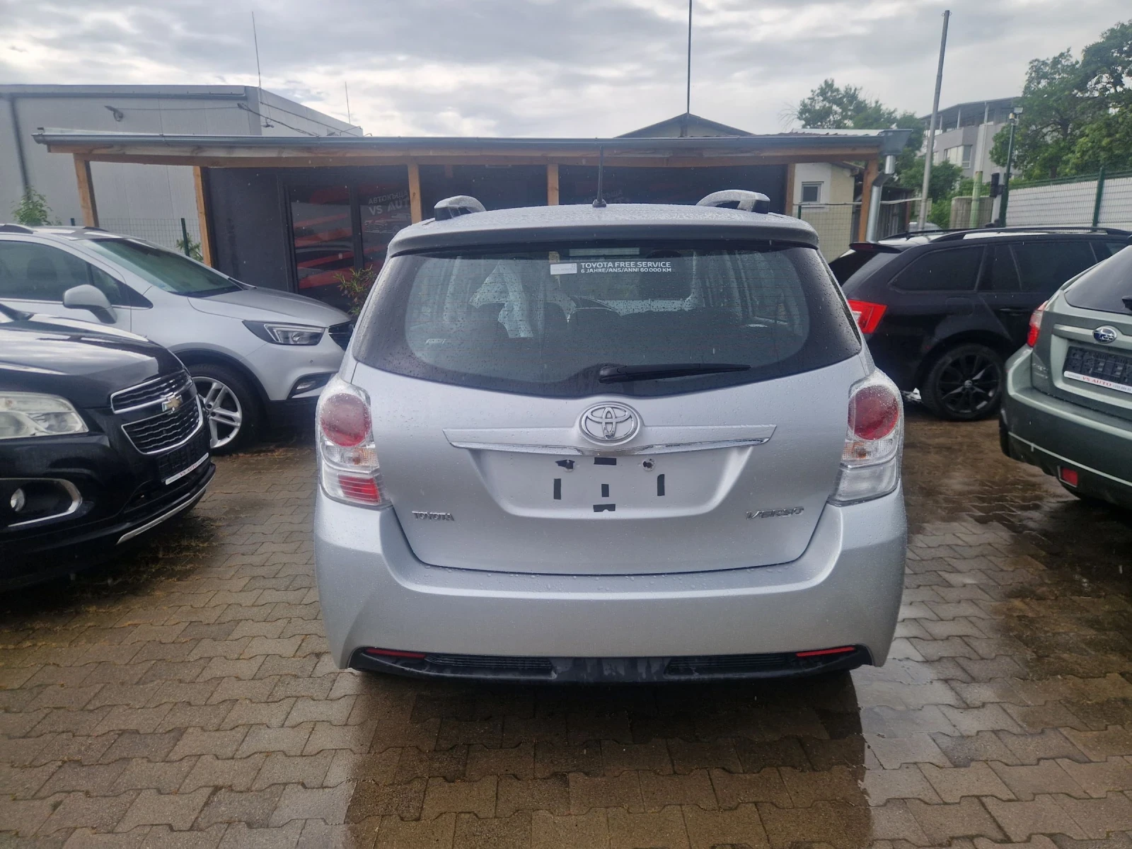 Toyota Verso 1.6i бензин , 100%реални км., снимка 5 - Автомобили и джипове - 54739345