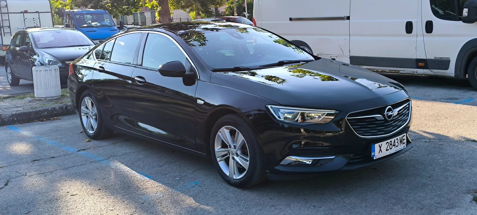 Opel Insignia Grand sport, снимка 2 - Автомобили и джипове - 55449593