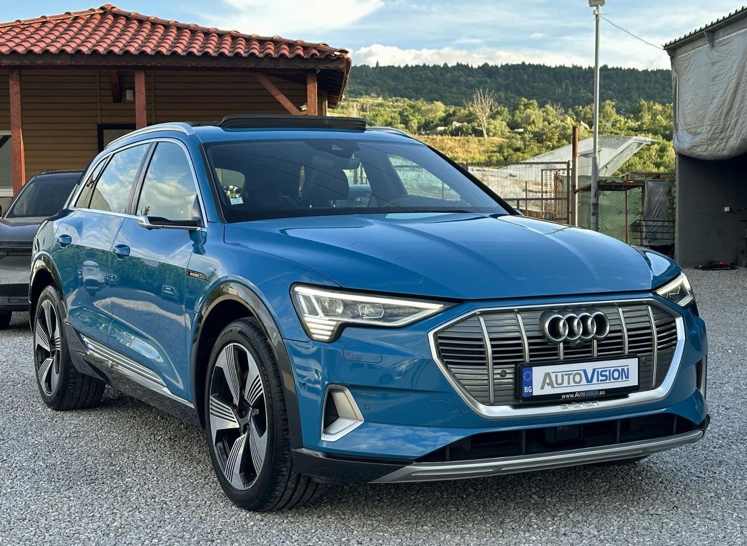 Audi E-Tron 55Quattro 112х.ГАРАНЦИЯ! Distronic Keyless B&O 360, снимка 3 - Автомобили и джипове - 55458478