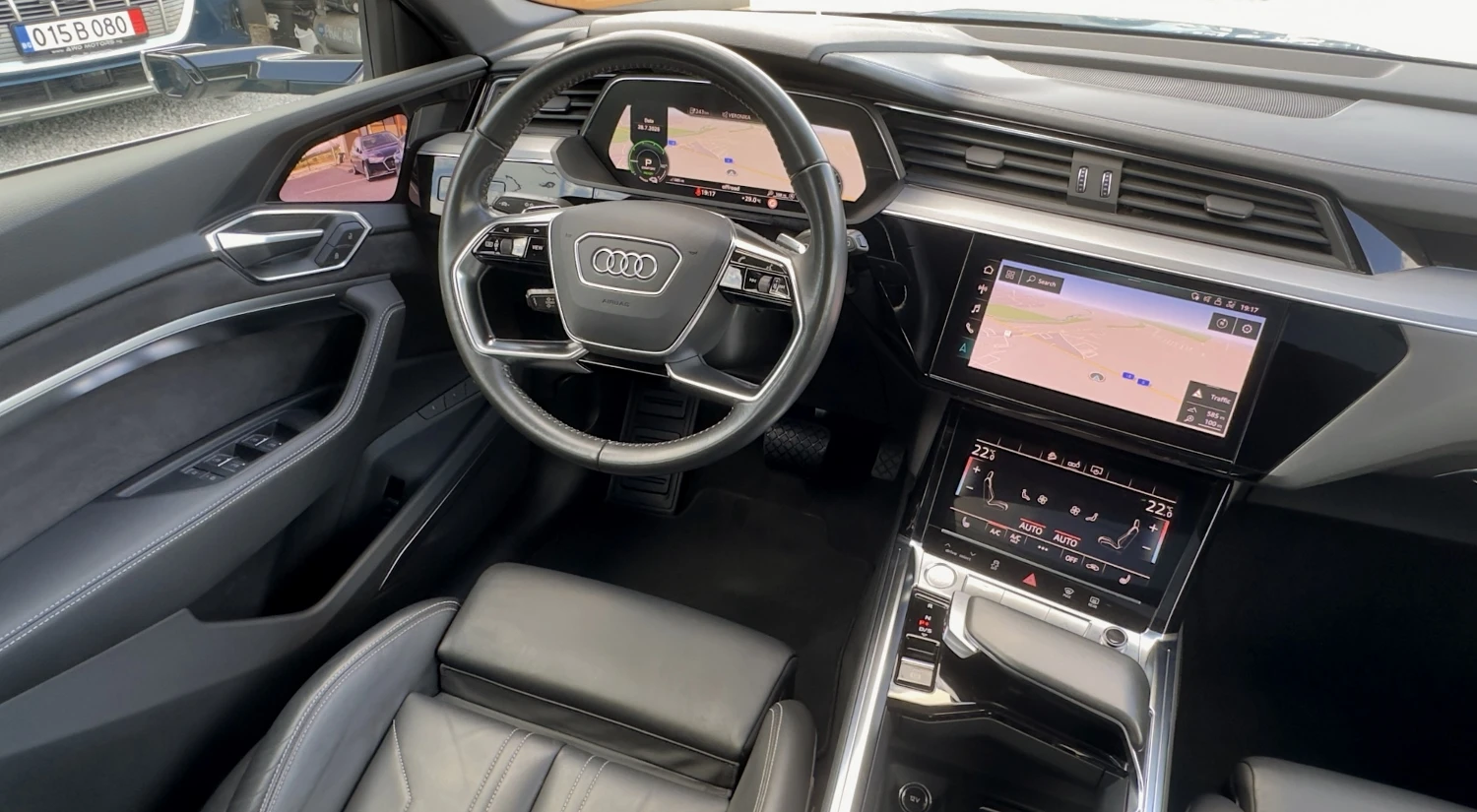 Audi E-Tron 55Quattro 112х.ГАРАНЦИЯ! Distronic Keyless B&O 360, снимка 8 - Автомобили и джипове - 55458478