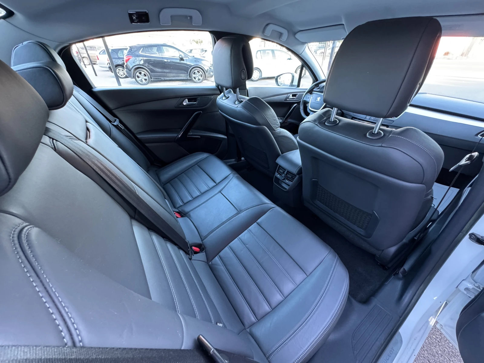 Peugeot 508 2.2HDI НОВ ВНОС, снимка 12 - Автомобили и джипове - 55732535