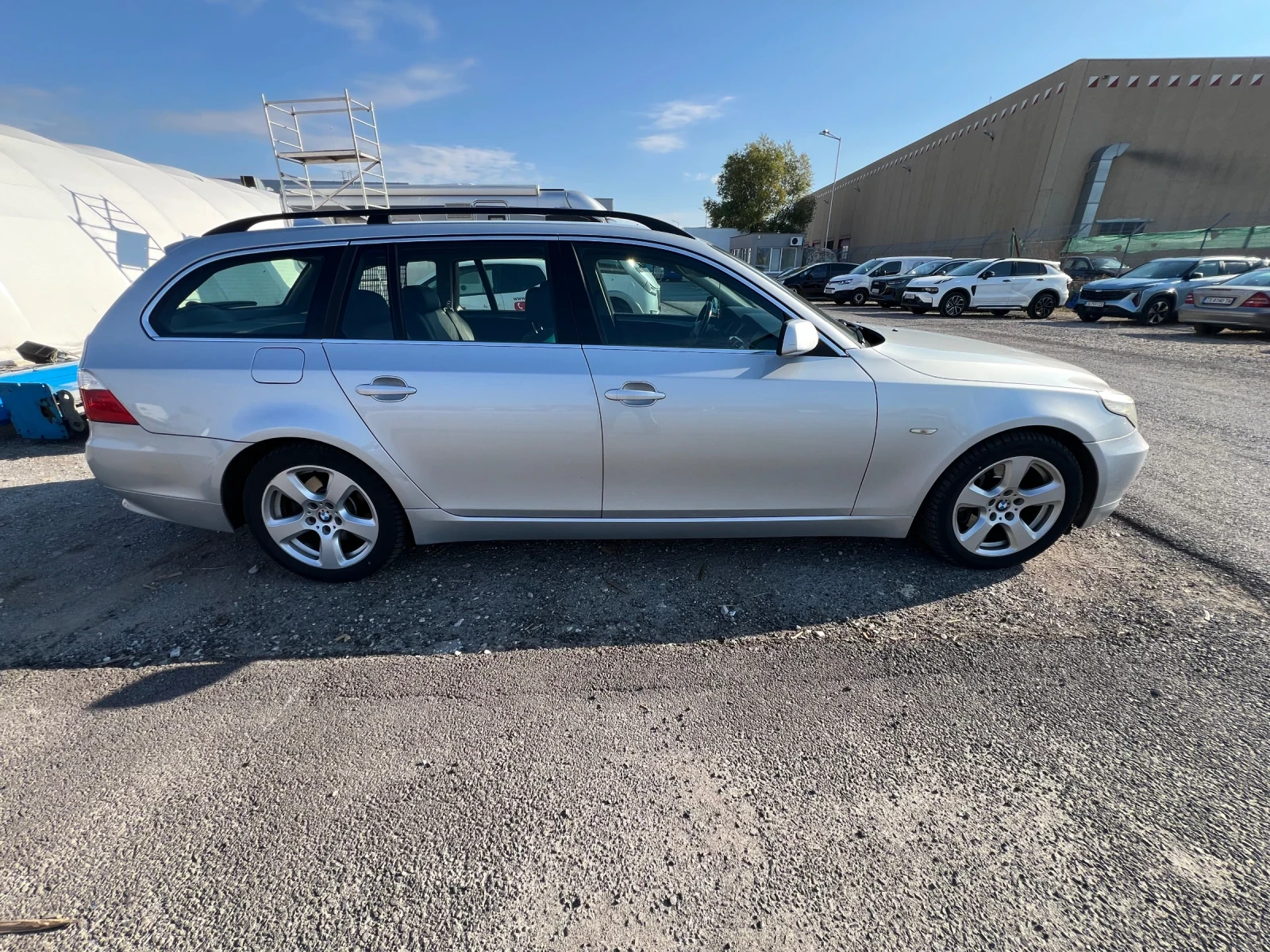 BMW 525, снимка 2 - Автомобили и джипове - 56251757