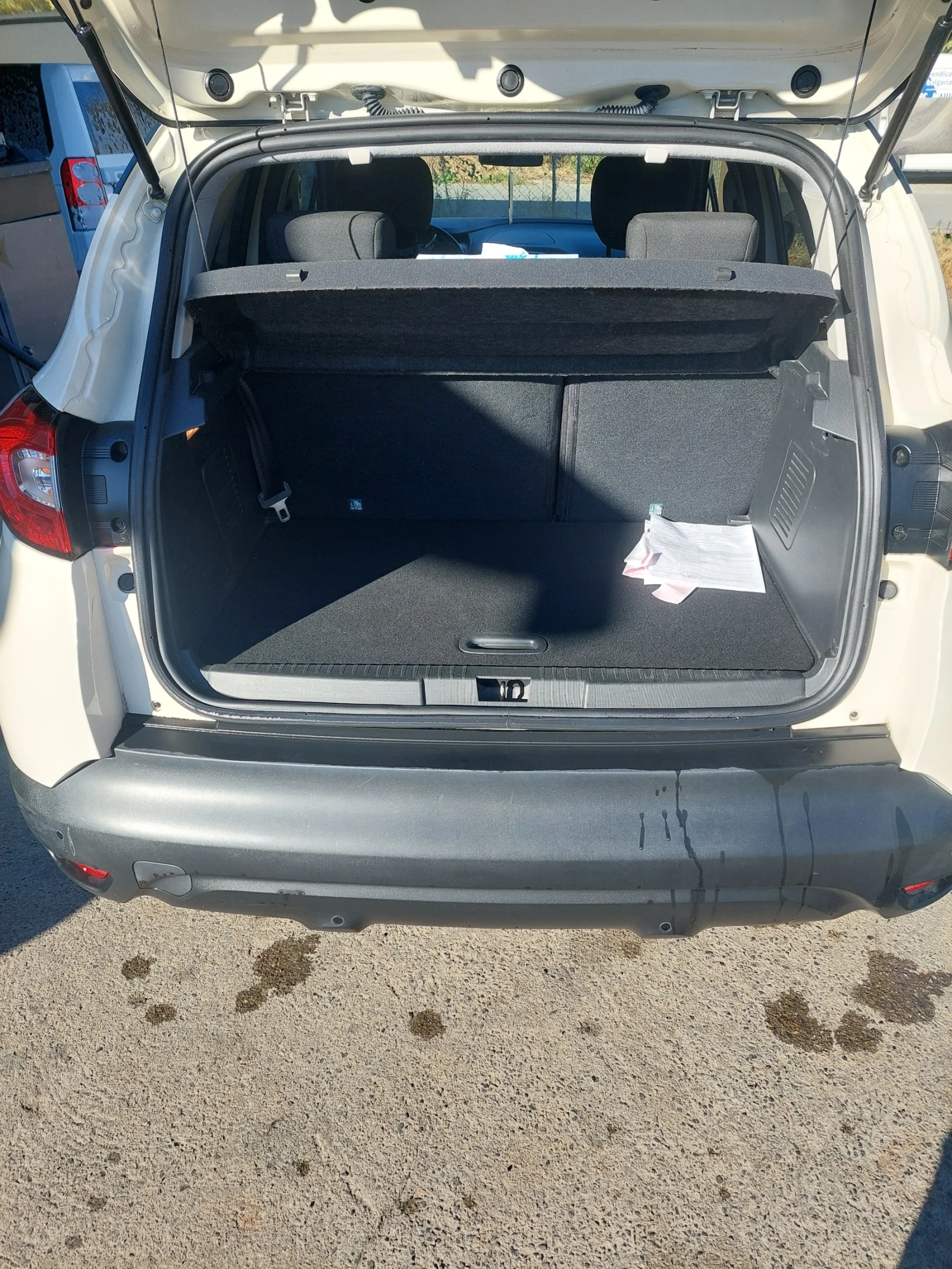Renault Captur, снимка 5 - Автомобили и джипове - 56345168