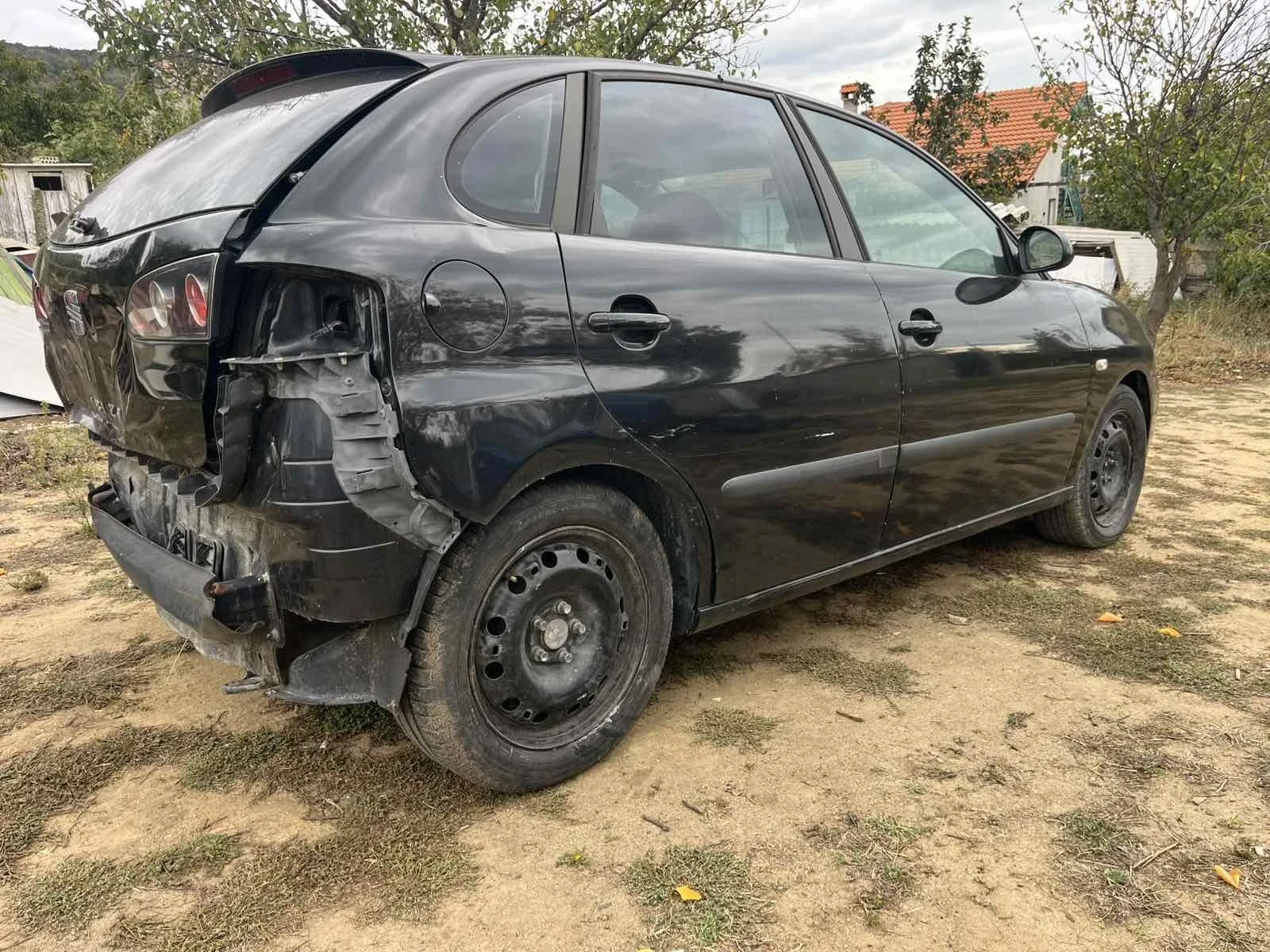 Seat Ibiza, снимка 4 - Автомобили и джипове - 56551925